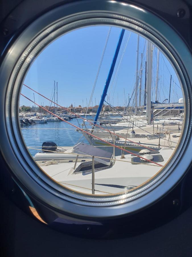 Houseboat Seabreeze Hotell Alghero Exteriör bild