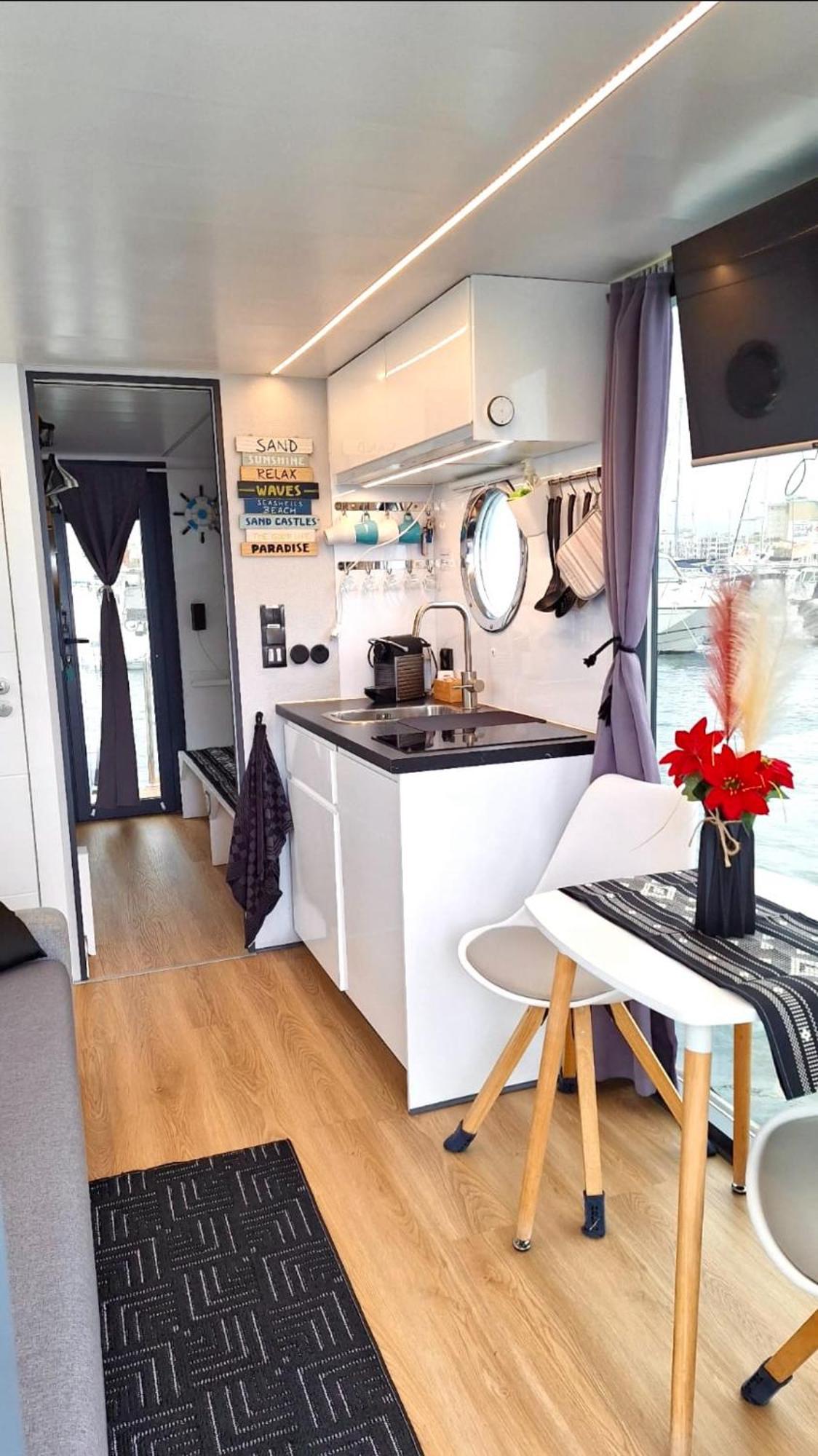 Houseboat Seabreeze Hotell Alghero Exteriör bild